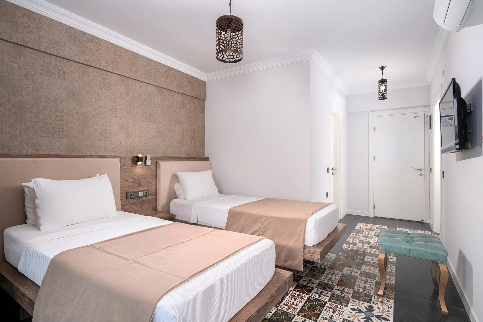 dag-manzarali-suit-oda-0